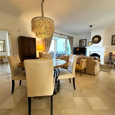 La Perla De Marakech Appartement Estepona