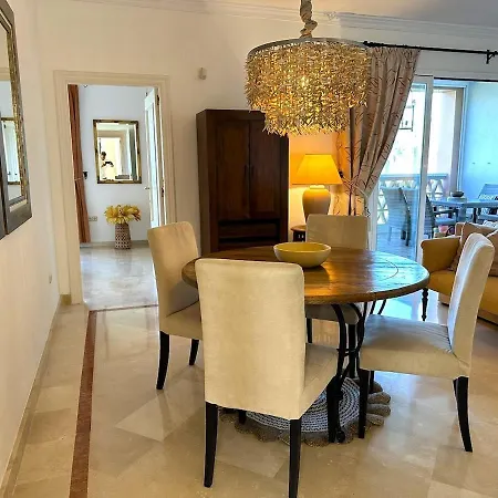 La Perla De Marakech Εστεπόνα