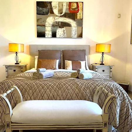 La Perla De Marakech * Estepona