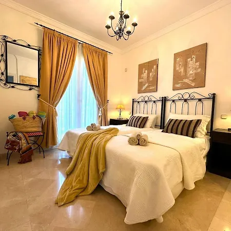 La Perla De Marakech Estepona