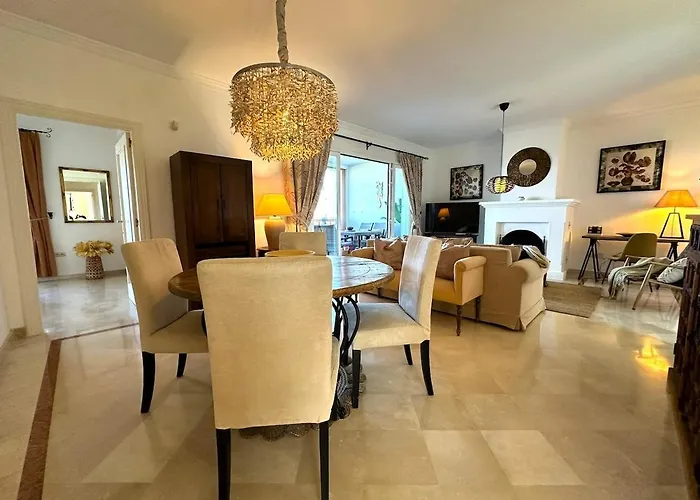 La Perla De Marakech Apartment Estepona